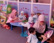 Membacakan buku, Upaya orang Tua Membangun Kedekatan Emosional dengan Anak